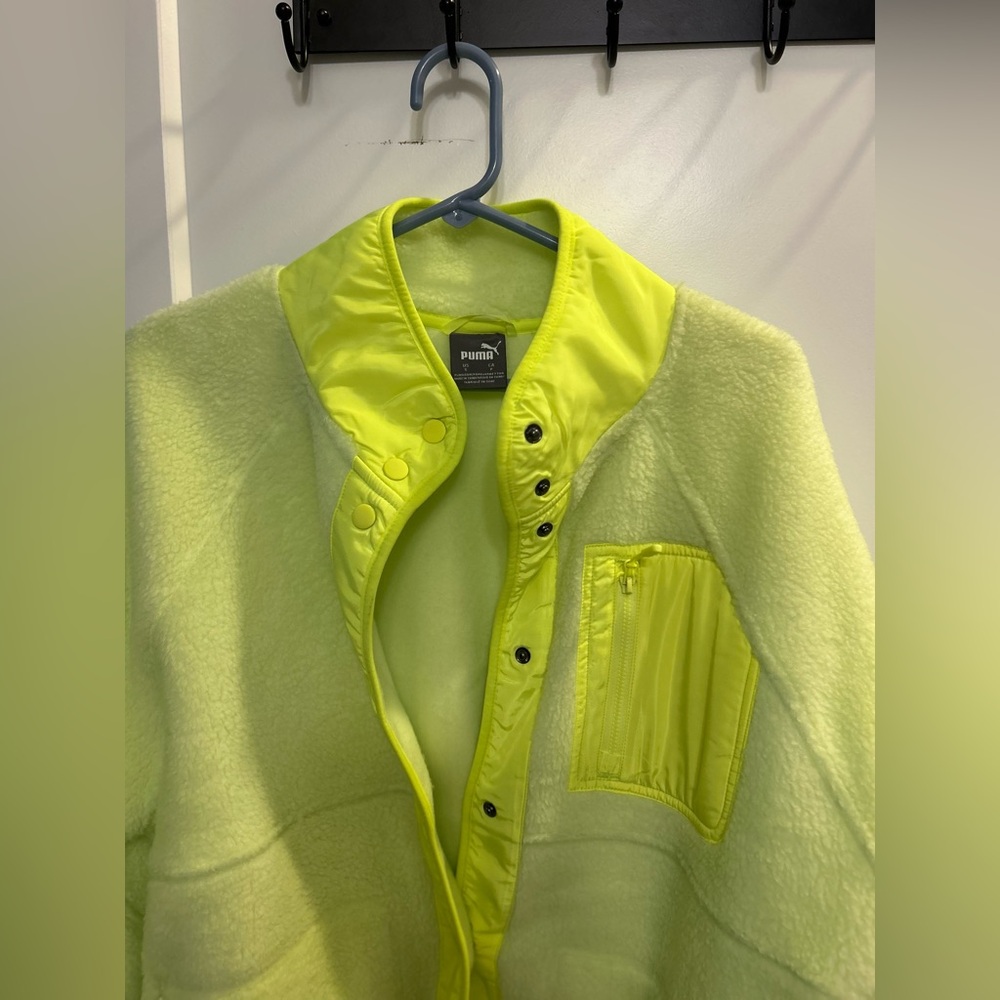 NWT Puma Sherpa Jacket with Woven Pocket - Picture 3 of 13
